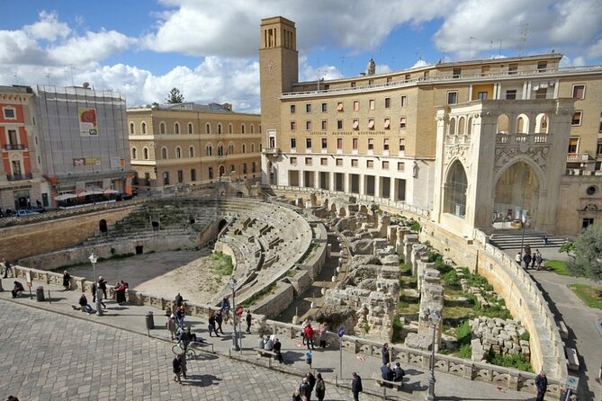 Discovering Lecce - Roman Theatre: A Glimpse into Ancient History