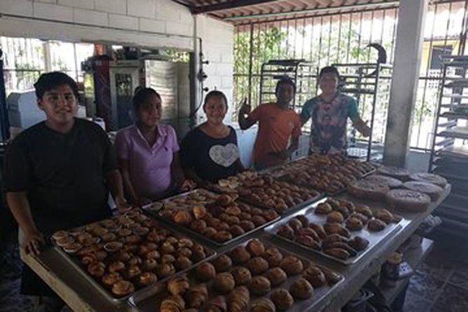 Discovery Acapulco - Included and Practical Details