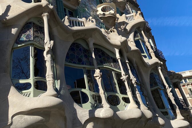 Discovery bike tour of Barcelona - The Guide: Jean-Pierre’s Expertise and Approach