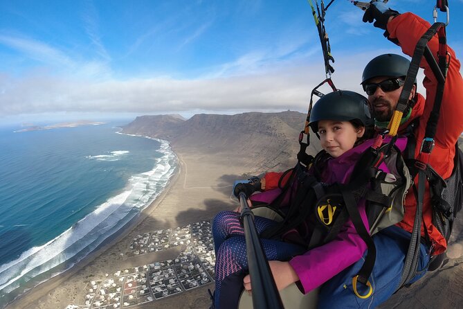 DISCOVERY FLIGHT tandem paragliding Lanzarote with pro pilot - Flexibility and Booking Details