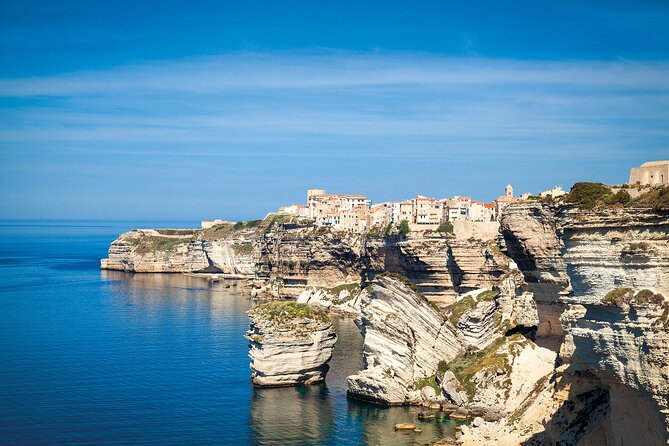Discovery of Lavezzi Islands from Bonifacio - Discover the Bouches de Bonifacio Nature Reserve by Boat