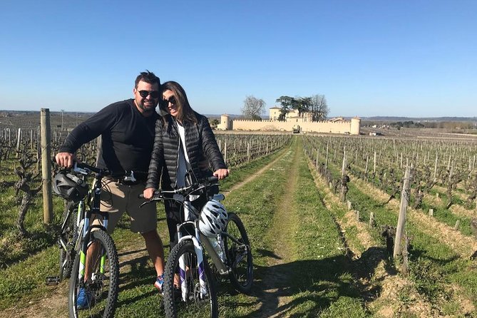 Discovery of the vineyards and castles of Sauternes by bike - Key Points