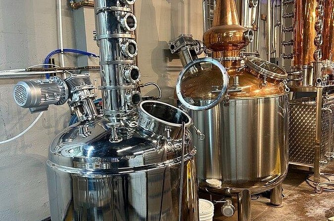 Distillery Tour and Signature Bottle Infusion Experience - Making Your Own Signature Infusion and Taking Home a Unique Gift