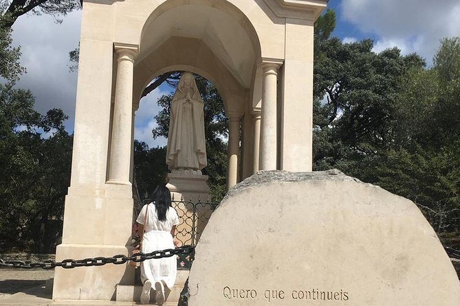 Divine Fátima Full Day Private Tour from Lisbon - Touring the Basilica of Our Lady of the Rosary of Fatima