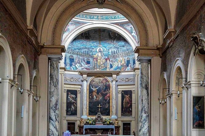 Divine Masterpieces: Guided Tour of Rome's Churches and Art - The Guide: Knowledgeable and Engaging