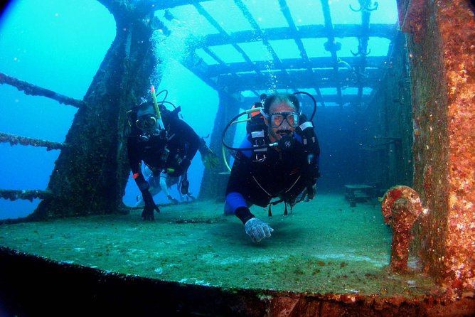 Diving in Cancun for Certified Divers | 2 Dives | All Inclusive - Key Points