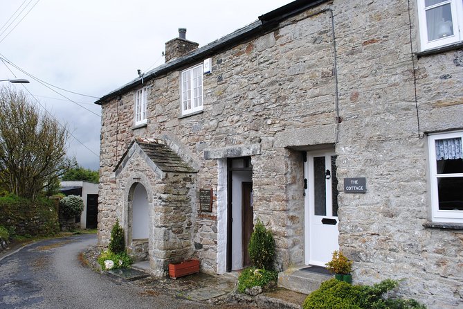 Doc Martin and The Legend of King Arthur Tour - Bodmin Moor and Colliford Lake: Nature and Engineering Marvels