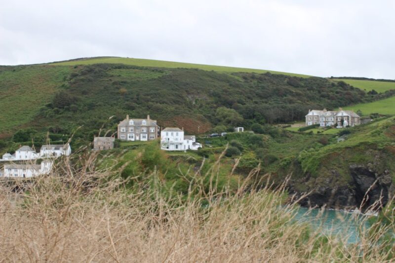 Doc Martin Tour - Explore Port Isaac’s Historic and Scenic Corners