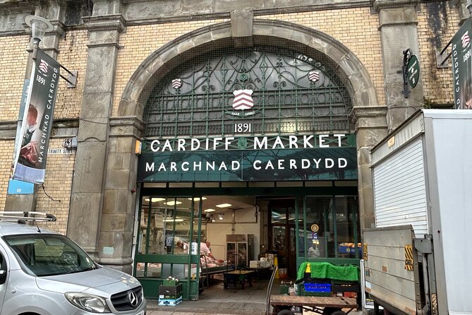 Doctor Who and Cinematic Cardiff: Self Guided Walking Tour - Discover Cardiff Castle’s TV Versatility