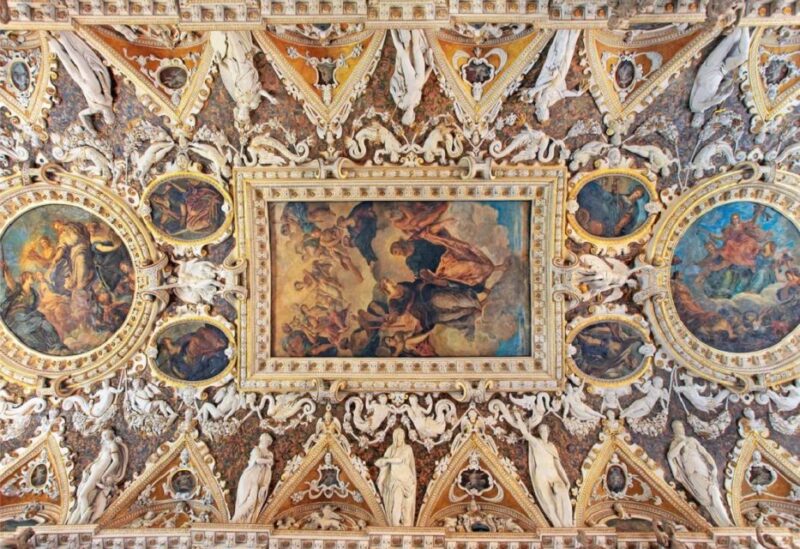 Doge's Palace small group or private tour with a local guide - Inside Doge’s Palace: Gothic Grandeur and Lavish Art