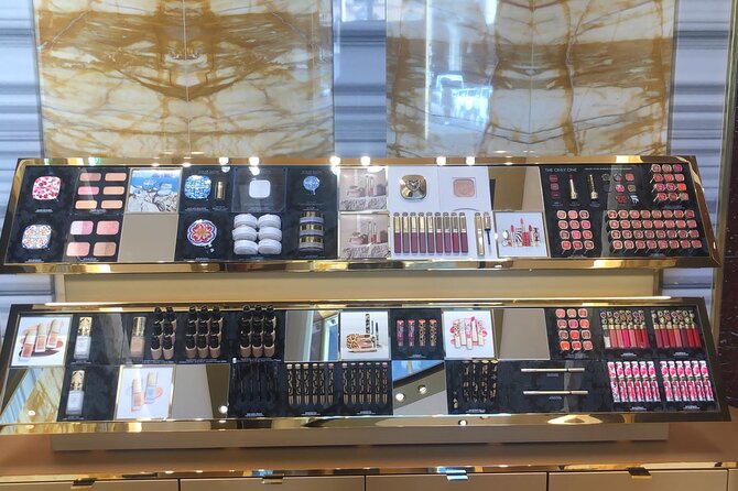 Dolce and Gabbana Rome with personal shopper and make-up artist - Pacing and Duration of the Experience