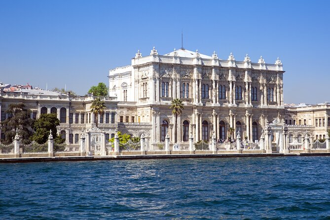 Dolmabahce Palace Skip the Ticket Line Entry with Audio Guide - Inside the Palace: Architecture and Interior Highlights
