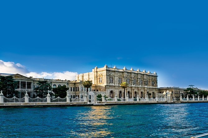 Dolmabahce Palace Tour in Istanbul - Inside Dolmabahçe: The Public Rooms and Architectural Highlights