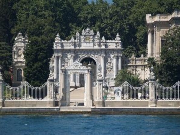 Dolmabahçe Palace Tour & Sunset Cruise on Luxury Yacht - Discover the Highlights of Istanbul with a Dolmabahçe Palace Tour and Sunset Yacht Cruise