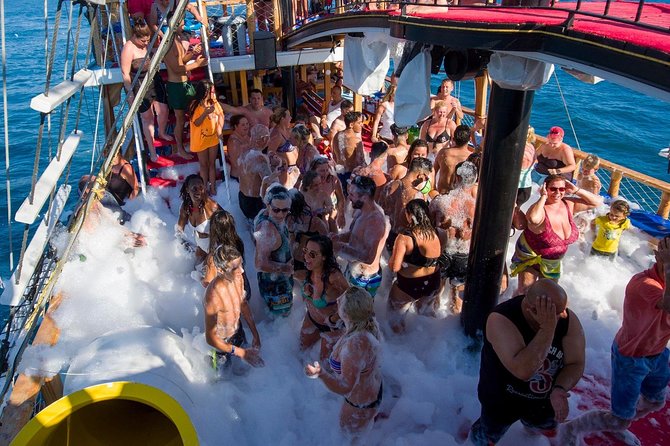 Dolphin Islands Boat Trip Lunch and Soft Drink Included From Side - Key Points