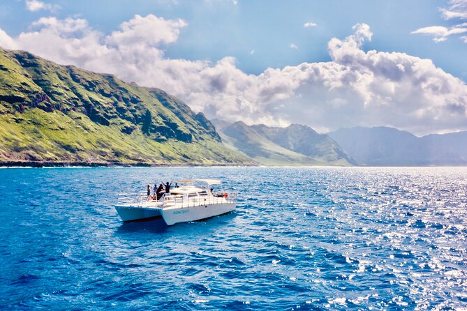 Dolphin Watching and Snorkeling on the West Coast of Oahu - The Included Hawaiian Lunch and Light Snacks