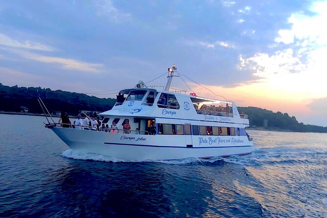 Dolphin Watching & Sunset Boat Tour With Dinner and Drinks - Practical Tips and Considerations