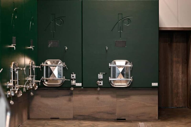 Domaine des Perchés: "Les Secrets des Perchés" tour - Inside the Cellar: Traditional and Artisanal Winemaking Methods