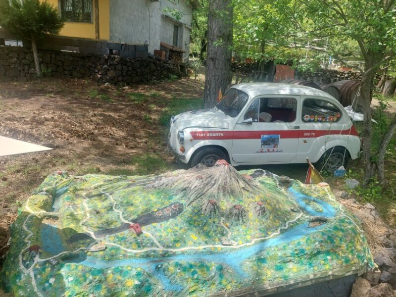 Don Marianos Etna Tour: Sartorius Trek & Local Tasting - Tasting Sicilian Wines and Local Products