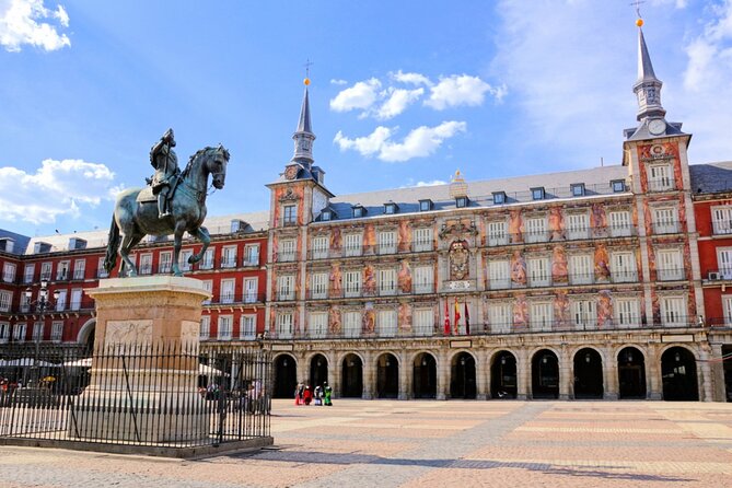 Don Quixote Quest Experience in Madrid - Exploring Madrid’s Historic Plaza Mayor