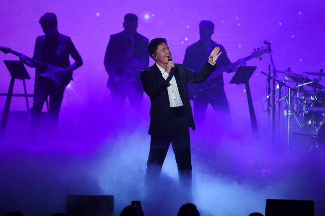 Donny Osmond at Harrahs Hotel and Casino Las Vegas - The Atmosphere and Audience Experience at Harrahs