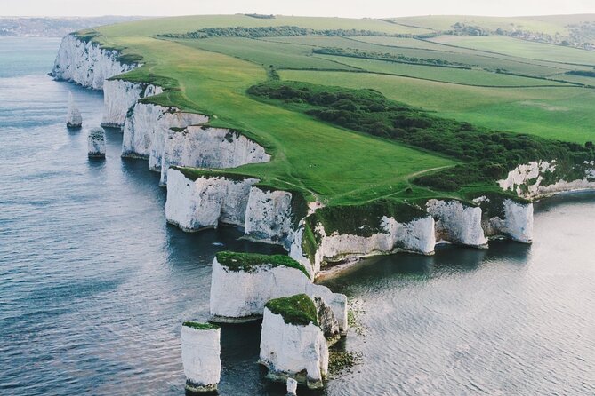 Dorset Tour App, Hidden Gems Game and Big Britain Quiz (7 Day Pass) UK - The Range of Landmarks and Hidden Spots