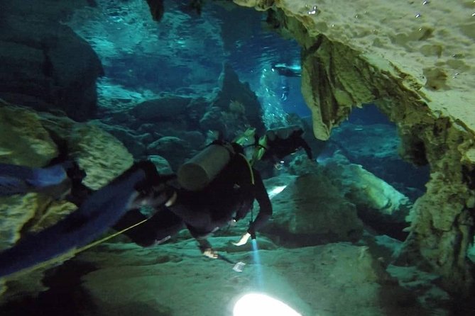 Dos Ojos Cenote Cavern Dive- The Barbie Line and The Bat Cave - The Location and Setting of Dos Ojos Cenote in Tulum