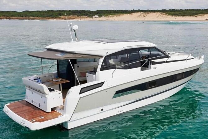 Douro Tour on a Private Yacht in Porto - Departure Point at Douro Marina in Vila Nova de Gaia