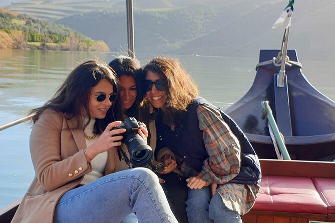 Douro Valley-Expert Guide-Boat-Lunch-Tastings Premium Service - Tour of a Top-Rated Douro Winery
