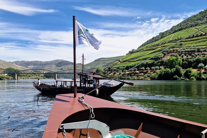 Douro Valley-Private Experience-Specialized Guide, Lunch, Boat,wineries,tastings - Special Inclusions and Unique Offers