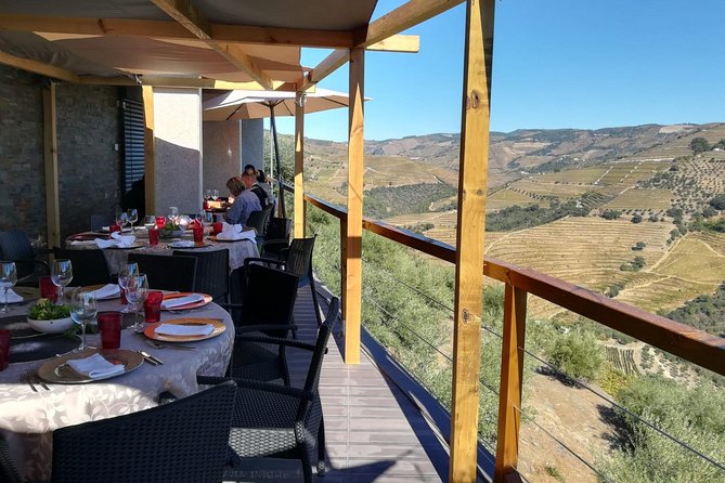 Douro Valley Private Wine Tour from Lisbon - Why This Tour Excels in Personalization and Scenic Beauty