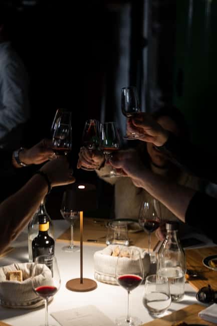 Douro Valley: Quinta Santa Júlia Tour, Wine Tasting & Lunch - Practical Details: Logistics and Accessibility