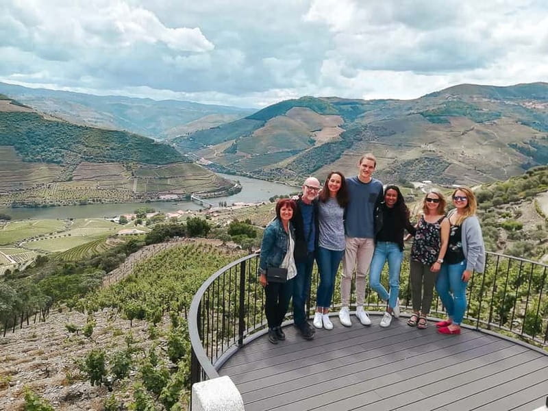 Douro Valley: Real Small-Group, Wine Tasting, Lunch & Boat - Discover the Douro Valley’s Authentic Charm on a Small-Group Tour