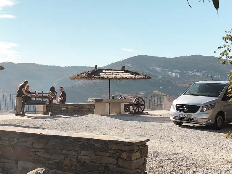 Douro Valley: Real Small-Group, Wine Tasting, Lunch & Boat - The Experience is Praised for Its Guides and Personal Touch