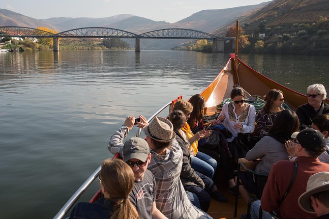 Douro Valley Small-Group Tour with Wine Tasting, Lunch and Boat - Visiting the Heritage-Listed Douro Region