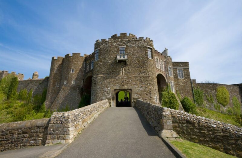 Dover Castle, White Cliffs, Leeds Castle: Private Tour - Dover Castle, White Cliffs, Leeds Castle: Private Tour (Kent)