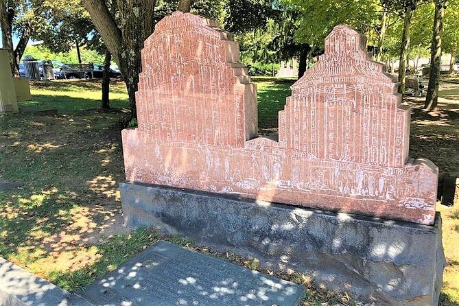 Downtown Asheville Tip-Based Sightseeing Walking Tour - Tasting Local Spirits at Cultivated Cocktails