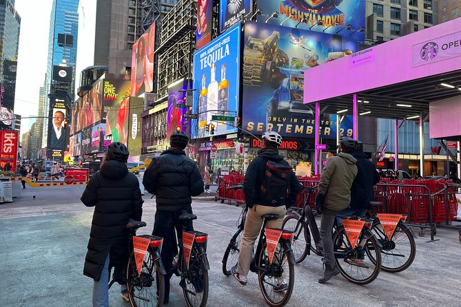 Downtown Bike Tour with Stylish Dutch Bikes - Discover the Cultural Vibes of Chinatown and Little Italy