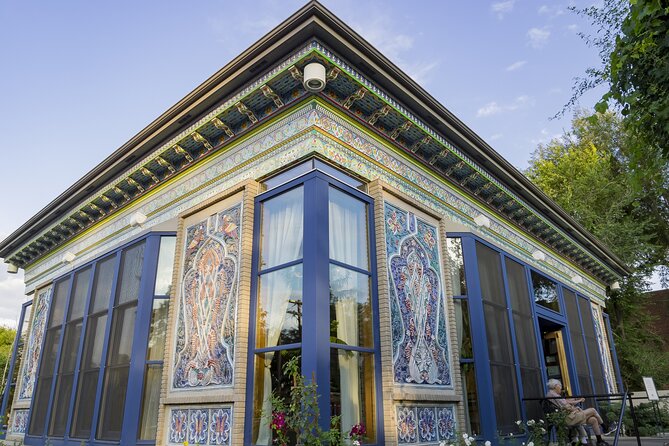 Downtown Boulder Smartphone Guided Audio GPS Walking Tour - The Boulder Dushanbe Teahouse and Its Unique Story