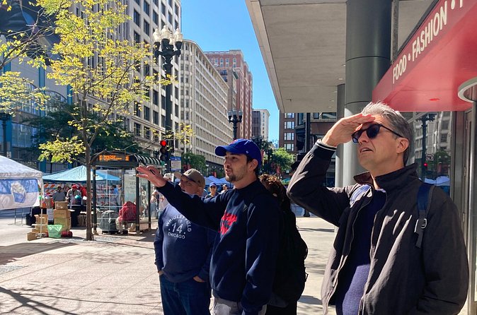 Downtown Chicago Loop Walking Tour (Private) - Encounter the Picasso in Daley Plaza