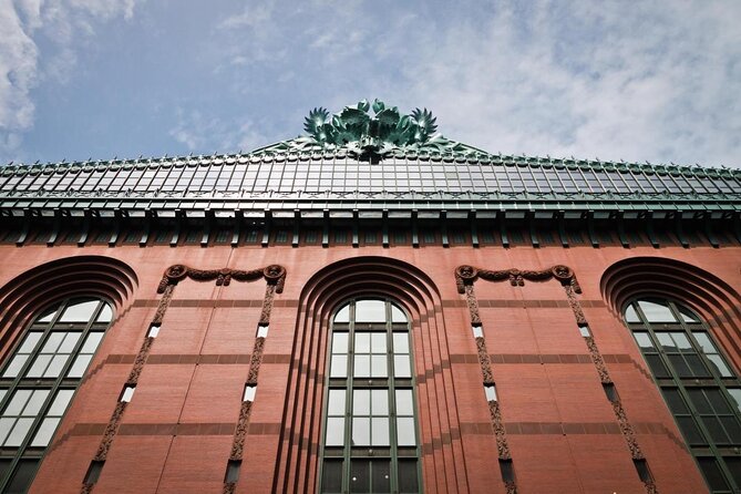 Downtown Chicago TV and Movie Sites Guided Walking Tour - Discover Chicago’s Screen Legends on a Guided Walking Tour