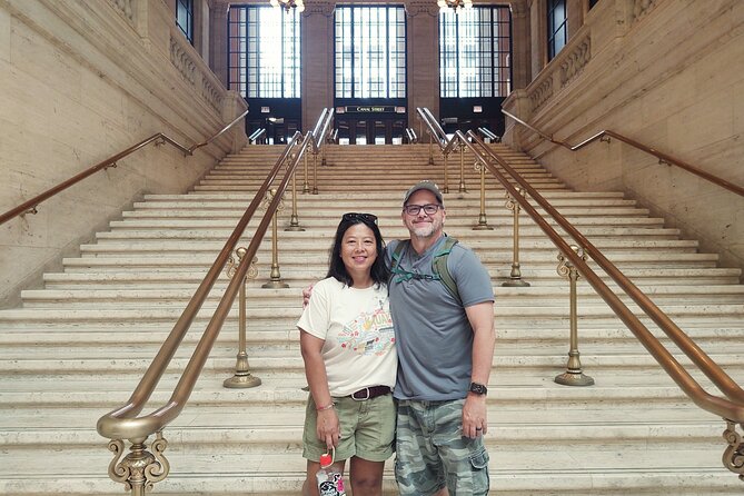 Downtown Chicago TV and Movie Sites Guided Walking Tour - The Guide’s Role and Tour Quality