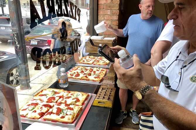 Downtown Chicago Walking Pizza Tour - What’s Included and What’s Not