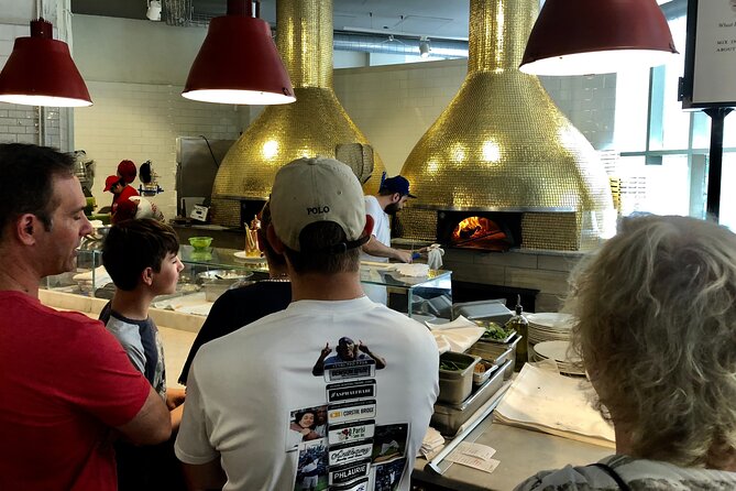 Downtown Chicago Walking Pizza Tour - Who Will Love This Tour?