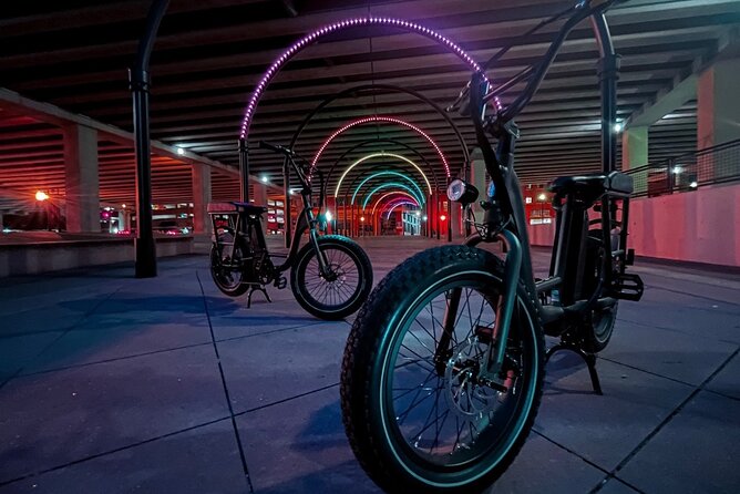 Downtown Dallas Night Sightseeing 2 Hour E-Bike tour - Key Points