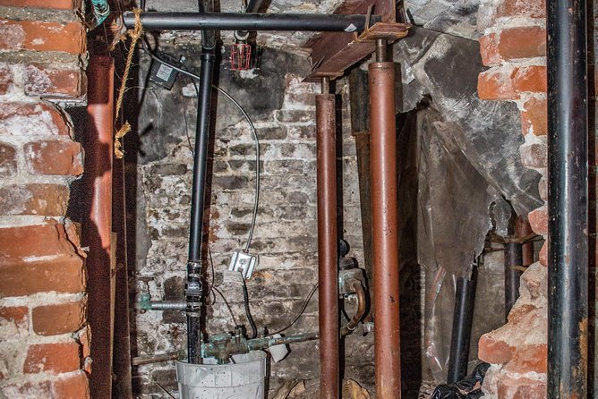 Downtown Denver Haunted Walking Tour (Family Friendly) - Exploring Larimer Square’s Haunted Heritage