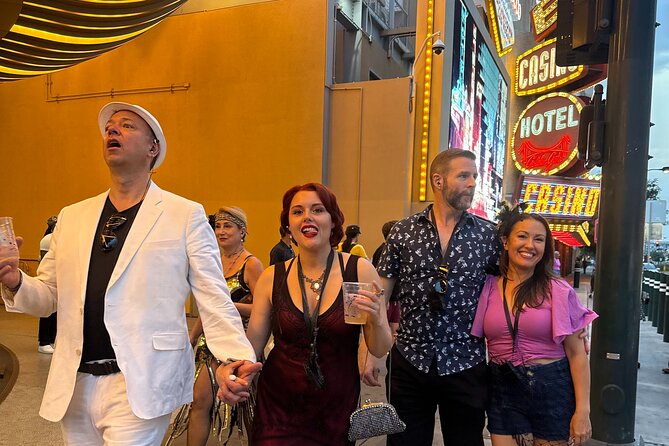 Downtown Fremont Street Walking Tour Las Vegas  English & Span - Key Points