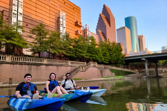 Downtown Houston Bat and Skyline Kayaking Tour - The Guide Experience and Safety Measures
