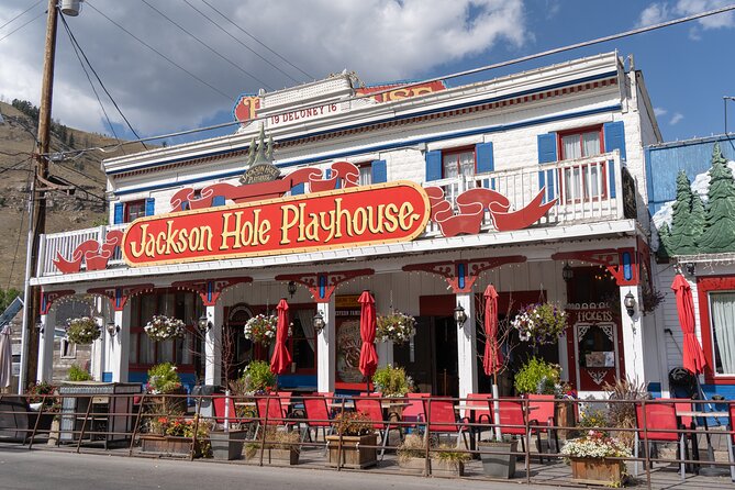 Downtown Jackson Historic smartphone guided audio Walking Tour - Discovering the Antler Arches of Jackson