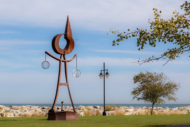 Downtown Kenosha Urban Art and Photography Walking Tour - Key Points